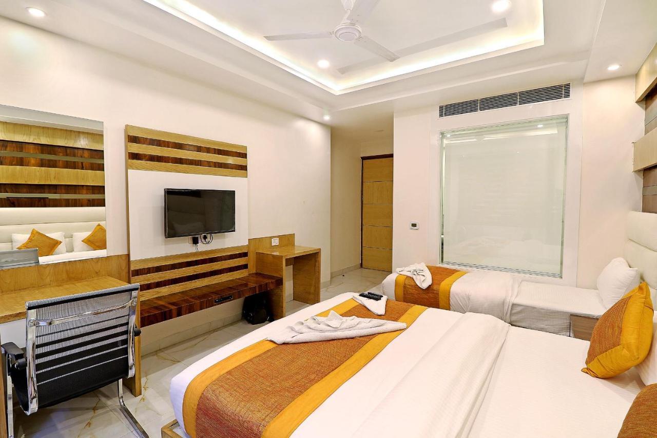 Hotel York Legacy -3 Minutes Walk From New Delhi Railway Station 'The 5 Star Ambience' Newly Built Eksteriør bilde